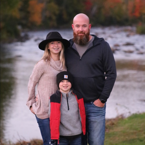 Meet your Posher, Samantha - Picture 4 of 5